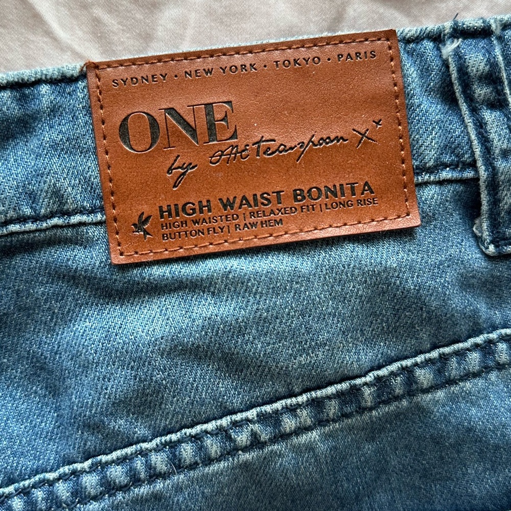 One x One Teaspoon Bonita Denim Shorts
